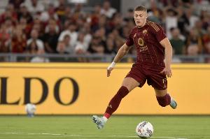 DAZN：多夫比克小腿出现问题，在对阵尤文赛前将接受评估