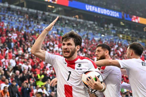 1718745541599033488.jpg 2157595676-612x612.jpg