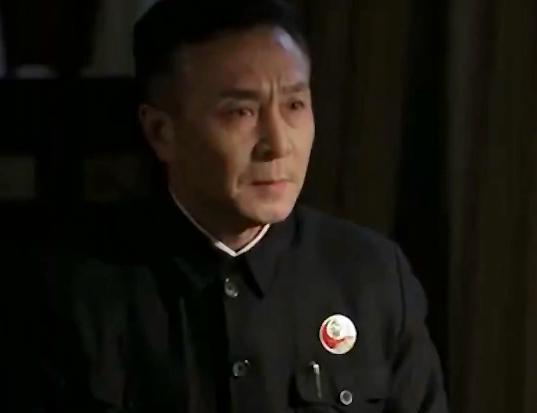 九游平台-周总理逝世21年后，中国银行核查账目时发现他名下存有巨额存款，一番调查后揭开了背后的真相